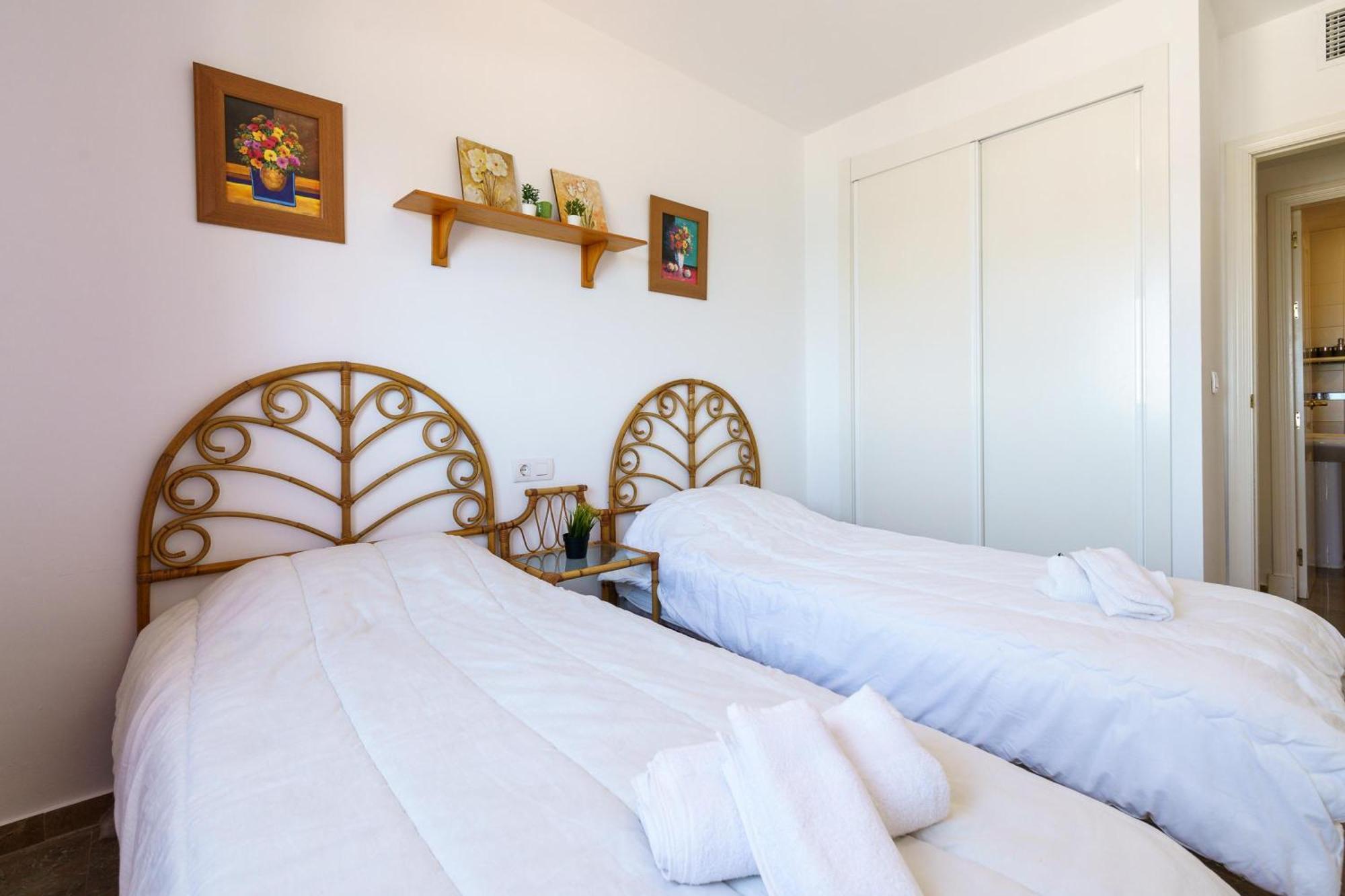 Puerta Del Mar Penthouse Beachfront - Happy Rentals Sitio de Calahonda Exterior foto