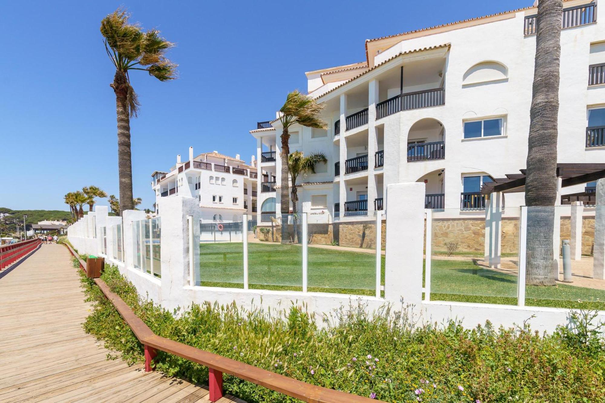 Puerta Del Mar Penthouse Beachfront - Happy Rentals Sitio de Calahonda Exterior foto